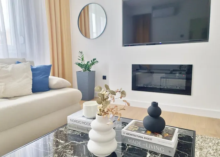 Linden Avenue Apartment - Self Check In